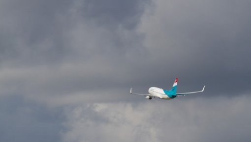     A321     