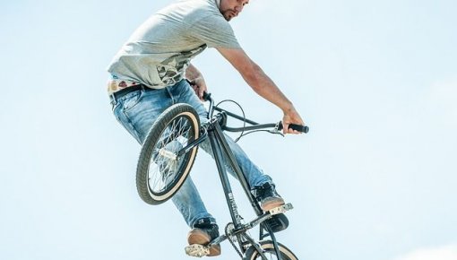      BMX "Simple Session"