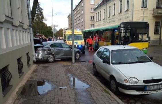 Фотофакт: авария в центре города