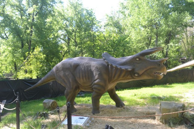 ”Dzīvie Dinozauri” Daugavpilī