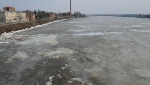 Гроза на голые деревья – плохая примета