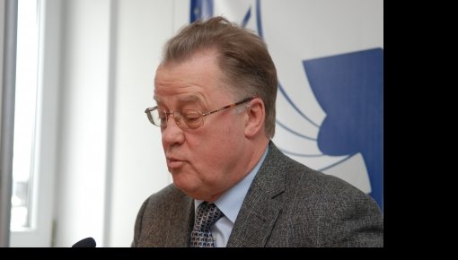 Улманис готов изменить Латвию