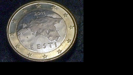 Эстония на карте, изображенной на евромонетах, захватила часть России