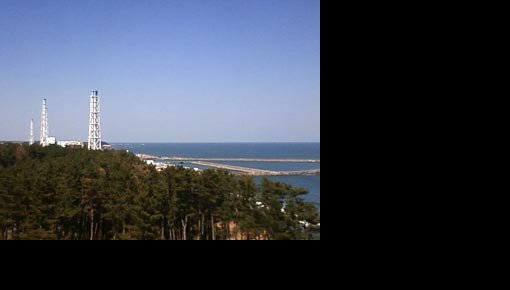 Радиоактивную воду с японской АЭС продолжают сбрасывать в море