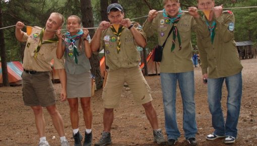 ������ Forest camp: ��������� ������� � ������ � ������������ ����������