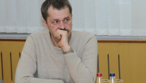 В. Бутанс: "Участвовать в референдуме нет смысла"