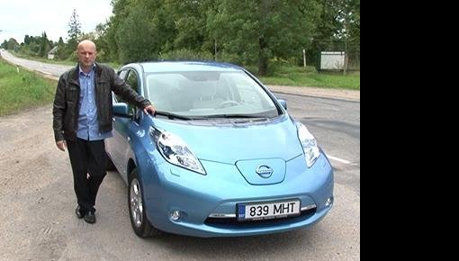  Nissan Leaf   ()