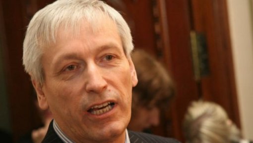 ���������: ������ �������� 16 ����� � ������ ��� �� ����