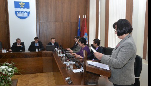 Инвалидам поможет социальное такси