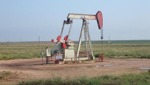 Эквадор начал торговать нефтью себе в убыток