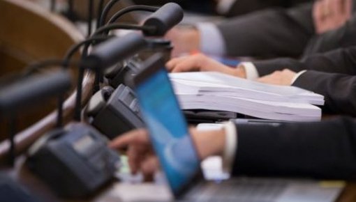 Сейм примет бюджет в начале ноября