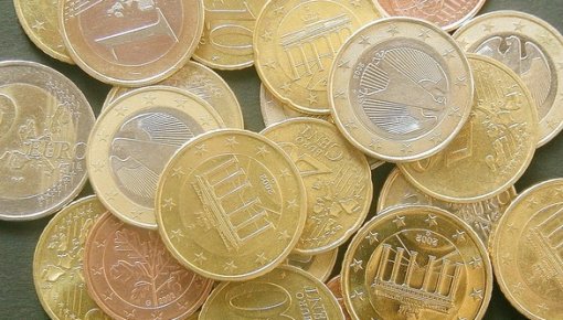 Жители Латвии задолжали государству 1,474 млрд евро