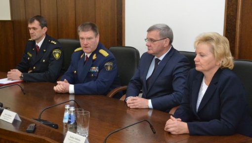 В Даугавпилсской думе собралось полицейское начальство