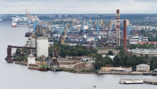 В прокуратуру передано дело на двух работников Рижского свободного порта