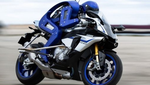 - Yamaha MOTOBOT   200 /