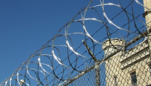 В Великобритании поймали ранее депортированного преступника из Латвии