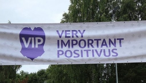  Positivus    