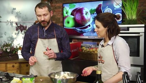 "Своя кухня", выпуск 28: зам. руководителя Центра М. Ротко Марис Чачка