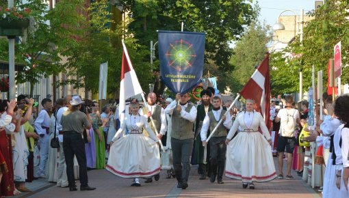 "100 ������ � ��������", ������ 5: ��������� ������� Pynu, pynu sītu