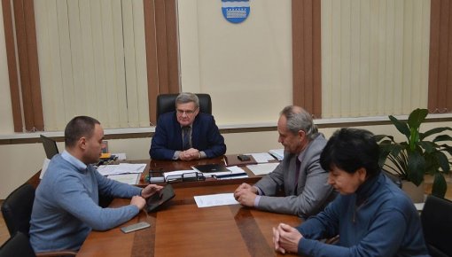 ����������� ����� ������� ��������� � �����������