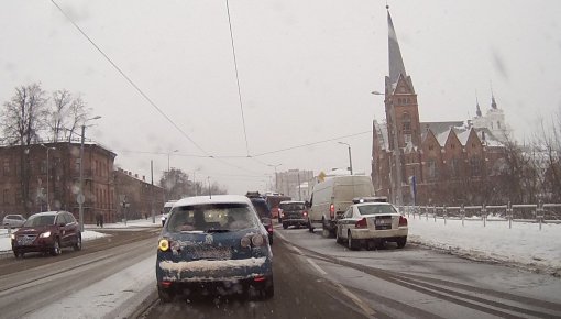В районе ЛРЗ снова авария