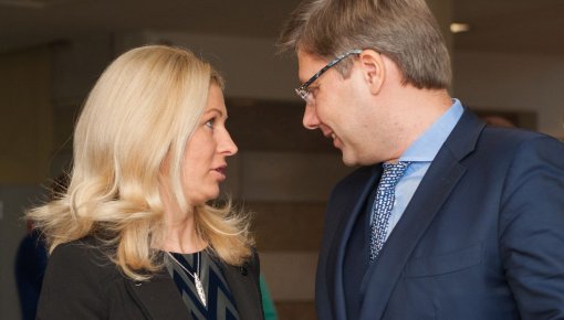 Мэр Риги назначил свою жену главой конкурсной комиссии думы