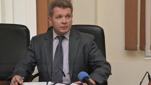 Евгений Оленов: «Погода актуализировала вопрос уборки подъездов»