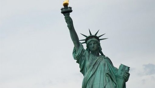 Латвийским артистам все-таки выдали рабочие визы в США