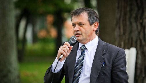 Даугавпилсским троллям посвящается