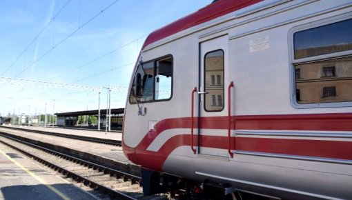     Pasažieru vilciens    