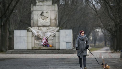 Польша приступит к сносу памятников советским воинам