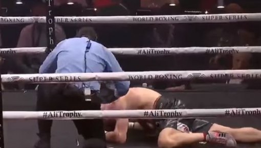 Россиянин Гассиев нокаутировал поляка Влодарчика в четвертьфинале WBSS (ВИДЕО)