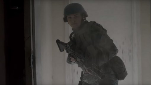 Самые жуткие новости года собрали в трейлер «Черного зеркала»