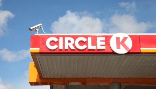 В Елгаве совершено ограбление на АЗС "Circle K" (дополнено)
