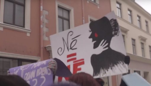 В Риге 8 марта прошло шествие против насилия над женщинами (ВИДЕО)
