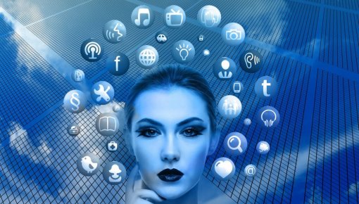 Новый закон в Латвии: детям запрещено пользоваться Facebook