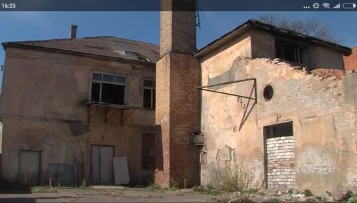 Более пятидесяти объектов в историческом центре Даугавпилса нуждаются в срочном  ремонте (ВИДЕО)