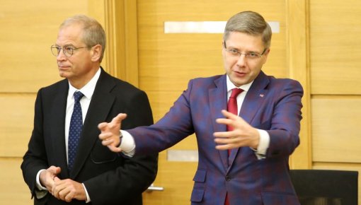 Америкс поставил Ушакова в неловкое положение