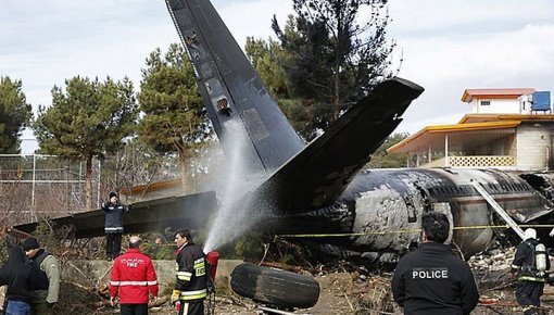 Летевший из Бишкека грузовой Boeing 707 разбился под Тегераном