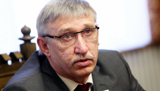 Министр юстиции призывает рассмотреть соответствие Калнмейерса должности генерального прокурора (дополнено)