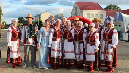 Песни земляничных боров пели Лиозно и Даугавпилс