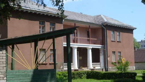 ������ ��������� ����� ����: ������ � 8 ������ �� �����