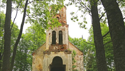 Самые экзотические в Латгалии: Египетская базилика, поле Наполеона, Блошиный дом