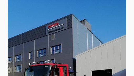 Латвия получила партию медоборудования из Венгрии для лечения Covid-пациентов