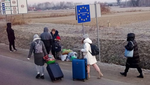 Беженцы из Украины получат в ЕС вид на жительство, право на работу и доступ к образованию
