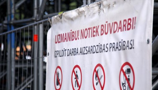 СМИ: в Латвии могут остановиться стройки