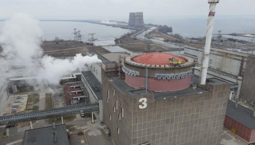 Эксперты МАГАТЭ: здания Запорожской АЭС повреждены обстрелами