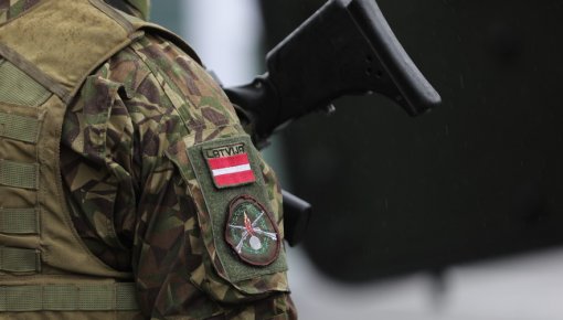 Министерство все же передумало: на службу в армии хотят призывать из-за границы