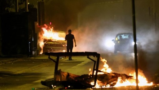Беспорядки во Франции: власти привлекли 45 тысяч полицейских, сотни людей задержаны
