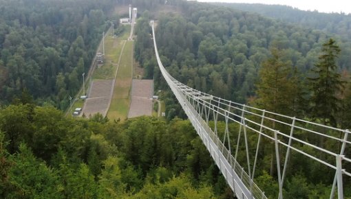 В Германии открыли подвесной мост длиной в 665 метров